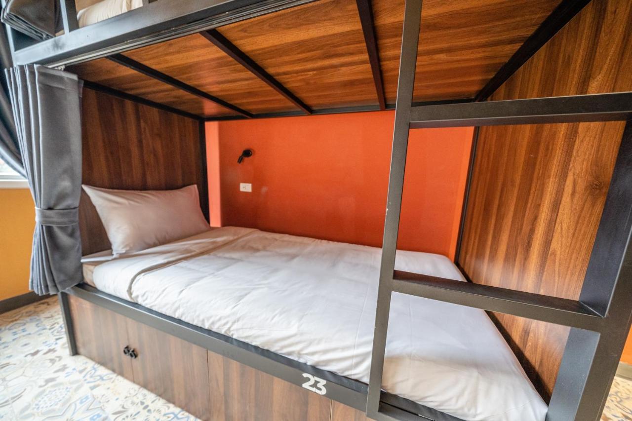Mad Monkey Hanoi Hostel ภายนอก รูปภาพ