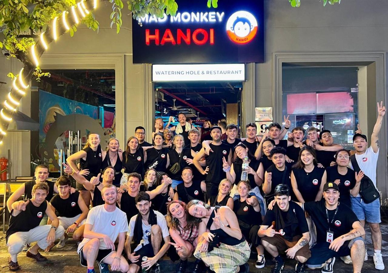 Mad Monkey Hanoi Hostel ภายนอก รูปภาพ