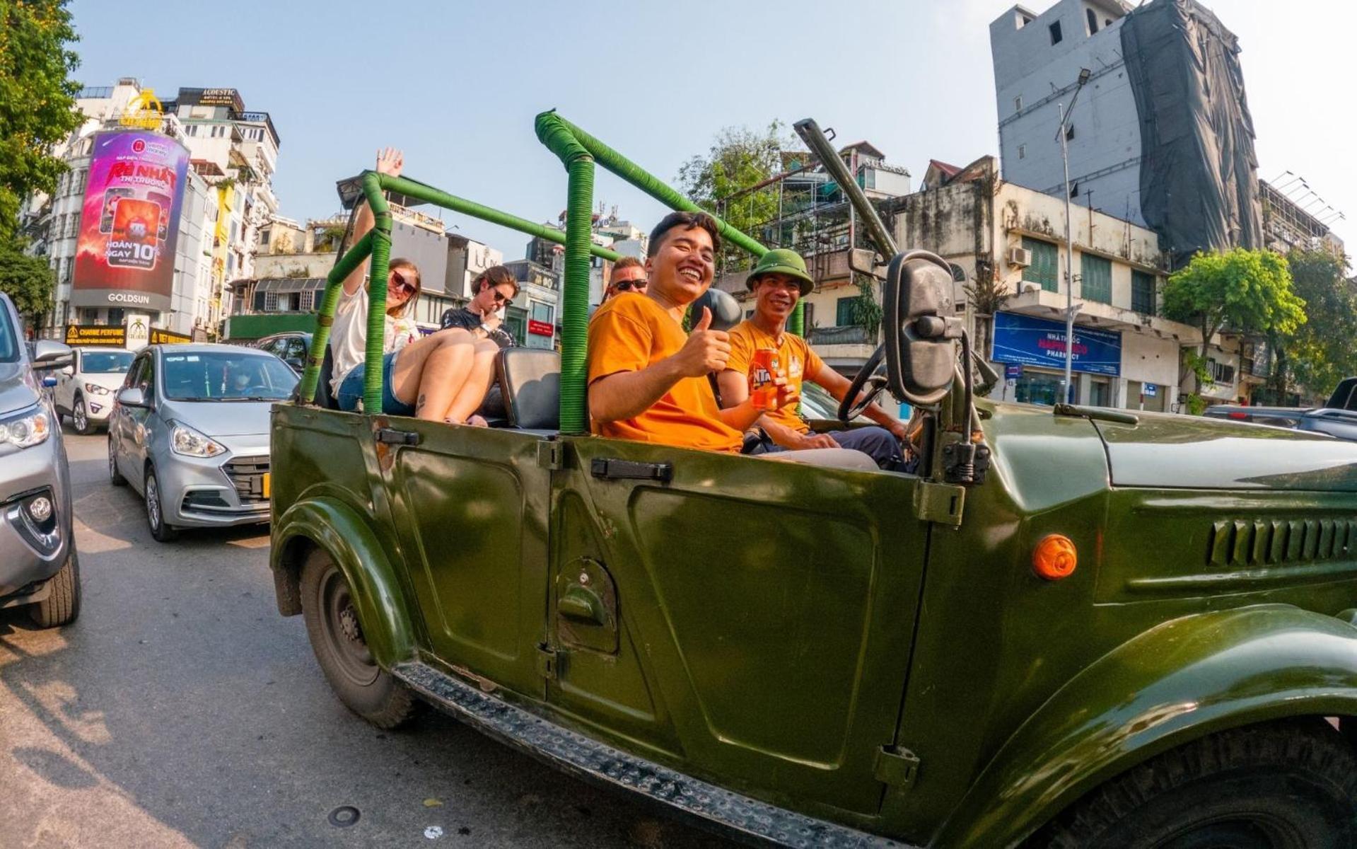 Mad Monkey Hanoi Hostel ภายนอก รูปภาพ