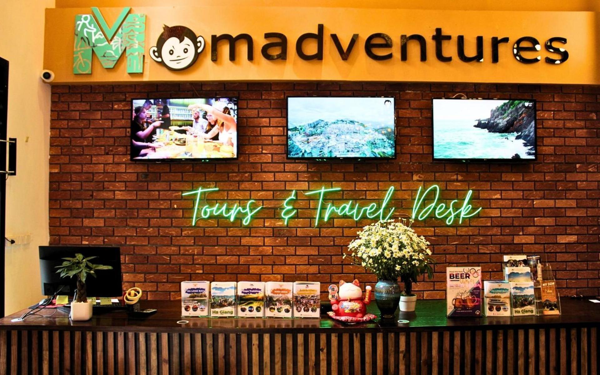 Mad Monkey Hanoi Hostel ภายนอก รูปภาพ